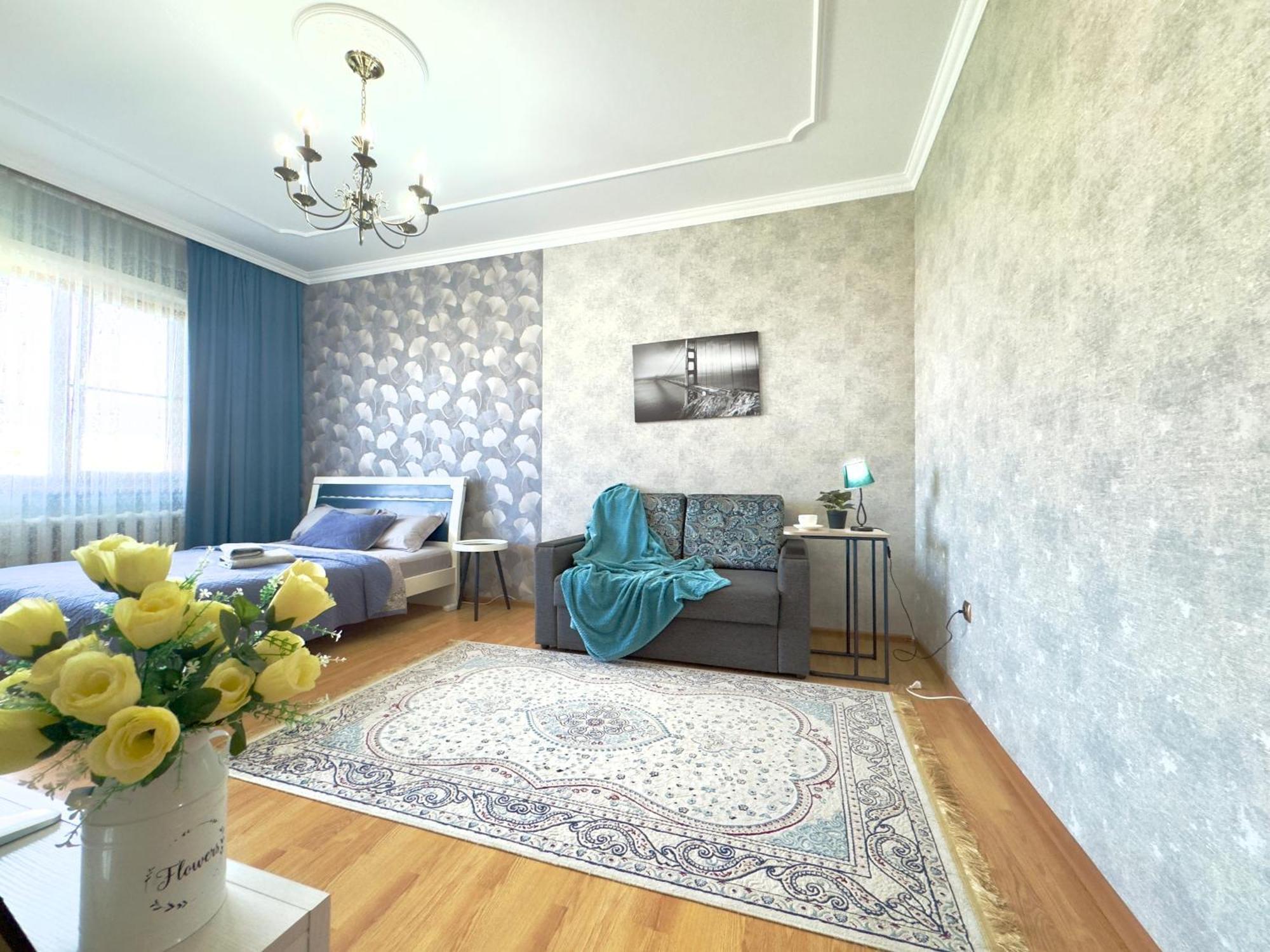 Gagarin One Bedroom Apartment Almaty Exterior photo